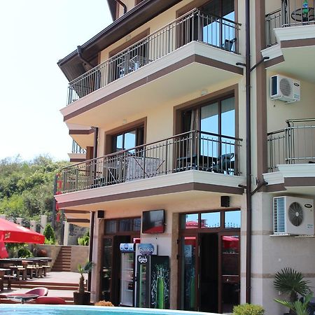 Taai Hotel سوزوبول المظهر الخارجي الصورة