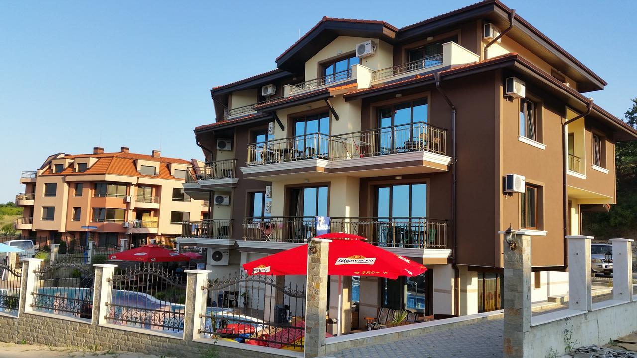 Taai Hotel سوزوبول المظهر الخارجي الصورة