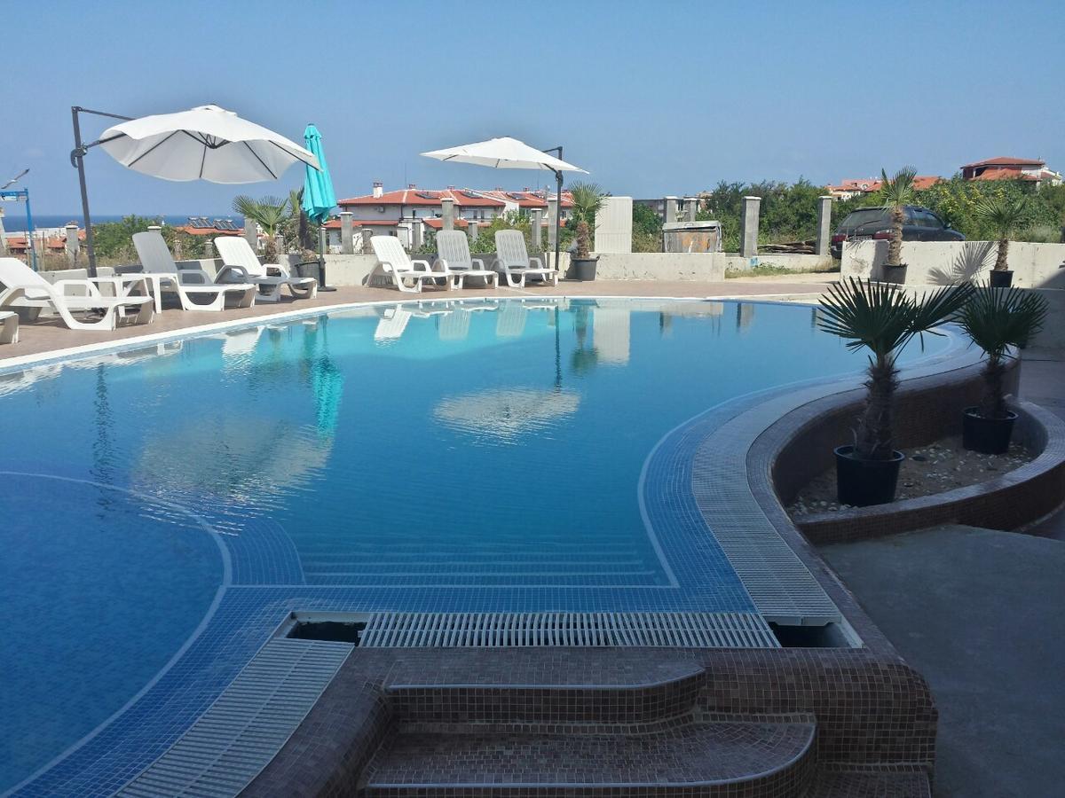 Taai Hotel سوزوبول المظهر الخارجي الصورة