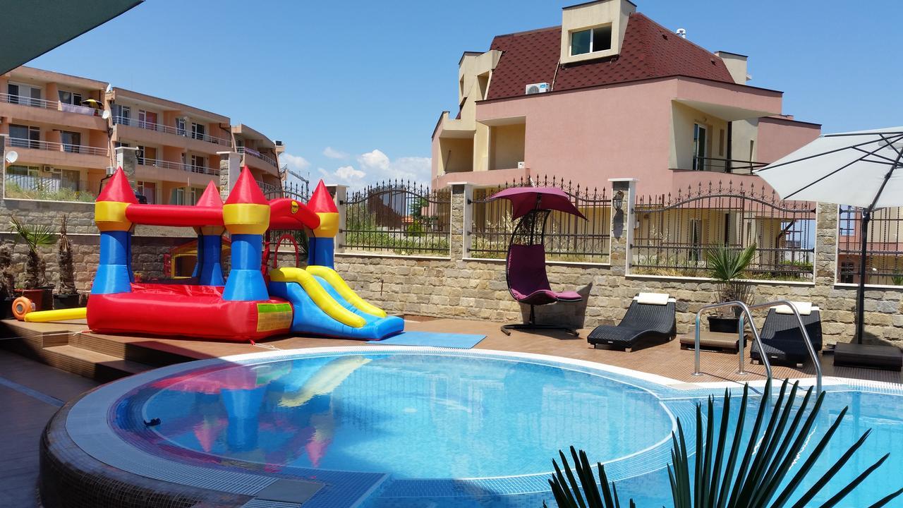 Taai Hotel سوزوبول المظهر الخارجي الصورة