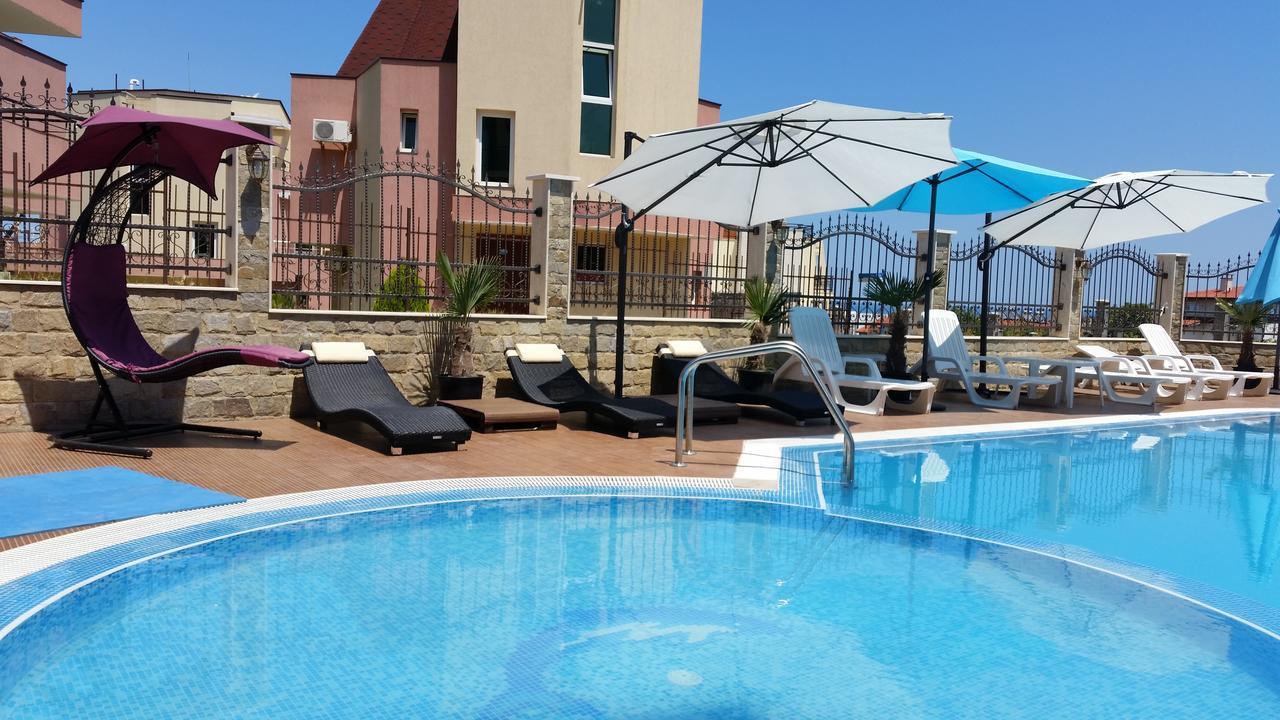 Taai Hotel سوزوبول المظهر الخارجي الصورة